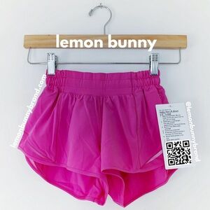 lululemon Hotty Hot Low-Rise Lined Short 2.5" in Sonic Pink Size 2 Brand New NWT